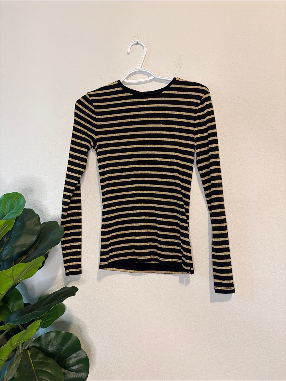 Lauren Ralph Lauren Black & Metallic gold Striped long sleeve Top small